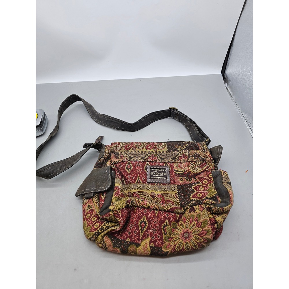 Fossil Authentic Style Tapestry Crossbody Bag Paisley Floral Messenger Burgundy